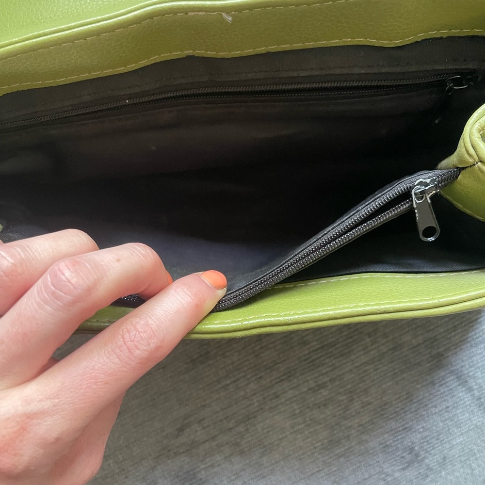 Handbag - Picture 10 of 12